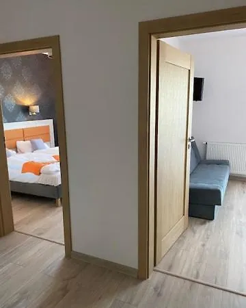 Latino בית הארחה 4*