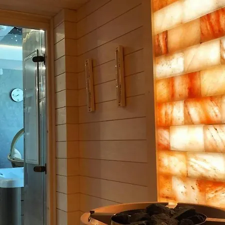 Latino Guest house *